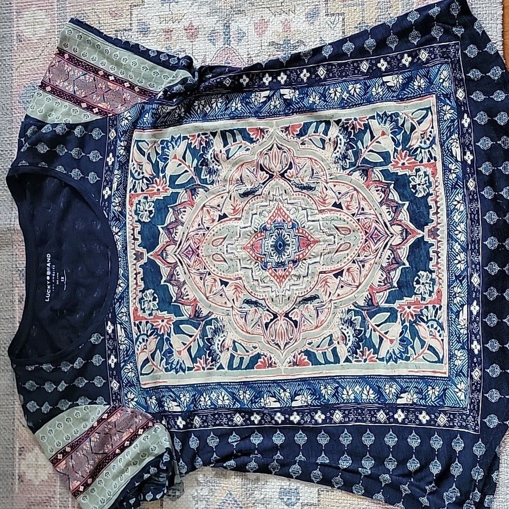 Lucky Brand Womens Top 1X‎ Blue Short Sleeve Mandala Boho Festival Stretch Soft